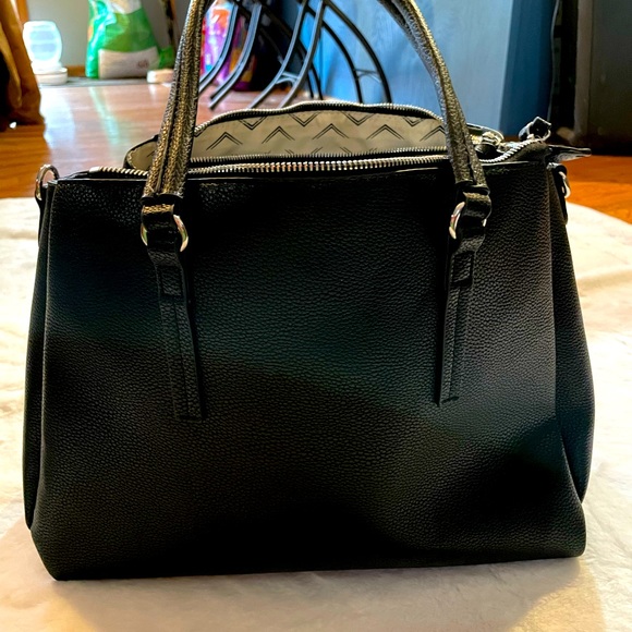 Handbags - Black purse NWOT